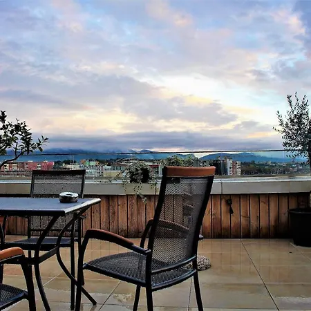 Lake Muse Penthouse Apartamento Tirana